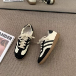 Punased Forrest Gump treeningjalatsid naiste kevad-s&uuml;gis uus lame tallaga valged kingad &otilde;pilase mitmek&uuml;lgsed spordi- ja vabaajajalatsid 40 must