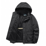 Kevad- ja s&uuml;gisjope Meeste trendikas m&auml;gironimisjope v&auml;litingimustes t&ouml;&ouml;vahenditega tuulejope, suur kapuutsiga suur taskujakk 5XL must