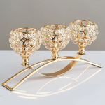 Kristallk&uuml;&uuml;nlahoidja 3 varrega kandelina pulmalaua ornament, kuldne kuldne