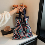 Yogodlnsi geomeetrilise mustriga &otilde;lakott naistele kudumine kandekott Suure mahutavusega k&auml;ekotid mood kootud k&auml;epidemega kott talvekott 35*1*38cm sinine