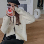 Prantsuse aromaatne l&uuml;hike naiste kampsun, 2023. aasta kevad, k&otilde;rgetasemeline kuulsuste temperament, naiste kevad- ja s&uuml;giskampsun One Size hall v&auml;rv