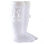 1 paar beebisokke, kaks palli, kootud s&uuml;gistalv, elastne, avanev keskmine toru, v&auml;ikelaste t&uuml;drukute sokid koju M valge