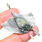 Natural Prehnite Gemstone Handmade 925 Sterling Silver Pendant 2.56 d1u92