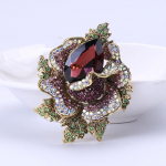 Vintage kristall-teemantlillega pross, luksusliku temperamendiga r&otilde;ivaaksessuaaride n&ouml;&ouml;pn&otilde;el lilla