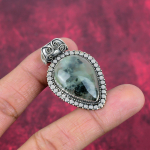 Prehnite ehted, 925 tahke h&otilde;bedast ripats k&auml;sitsi valmistatud v&auml;&auml;riskividest ehted, kingitused naisele uhiuus ripats 1.77 Inches