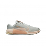 (w) Nike Metcon 9 Light Silver Guava Ice 245