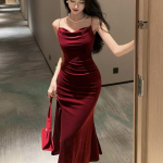 Vintage Sexy Club Prom Punased kleidid naistele Spaghetti rihma l&otilde;hikuga sametkleit Beach Bandage Bodycon Midi kleit pidu Elegantne S punane