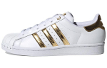 Superstar Wmns Adidas Originals Metallikoonus 'Valge Kuldne Metallik' Naiste FV3330 36