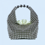 Luksusliku disainiga k&auml;sit&ouml;&ouml;na valmistatud h&otilde;bedast akr&uuml;&uuml;list helmestega k&auml;epidemed naistele K&auml;sitsi kootud v&auml;ike &otilde;htukott &otilde;htus&ouml;&ouml;gipeol, siduri rahakott Uus