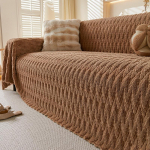 Fliisist diivanir&auml;tik, pleed elutoa diivanile, tugitooli soe pehme diivanikate, pealiskate 180x130