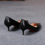 Seksikad Mood Naiste Pehmest Nahast Kingad Kevad Uued &Otilde;hukesed K&otilde;rged Kontsad Uued Kleidikingad Daamide Stiletto Must Suur Suurus 38