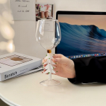 Loov j&otilde;ulude klaaskruus 3D j&otilde;ulupuu kruusid klaas punase veini pokaal l&auml;bipaistev piima kohvikruus j&otilde;ulude atmosf&auml;&auml;ri kingitus 301-400ml valge