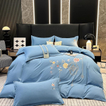 Elegantne puuvillane harjatud neljaosaline voodipesukomplekt: &Uuml;hev&auml;rviline nahas&otilde;bralik voodilina ja tekikott. 1.5m Bed Sheet Set [Duvet 200X230] Four-Piece Set