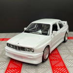 1/36 BMW M3 1987 Sulamist M&auml;nguauto Mudel Metallist Valu M&auml;ngus&otilde;idukid Autentne Peen Interj&ouml;&ouml;r Tagasit&otilde;mbamine 2 Avatavat Ust Laste Kingitus