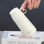 304 roostevaba terasest termokruus kahekihiline lekkekindel isoleeritud veepudel hoiab kuumad ja k&uuml;lmad joogid kohvikruus vaakumkolb 260ml valge