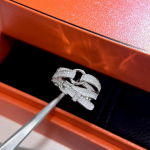 Seiko repliik 8 s&uuml;dant 8 noolt v&ouml;&ouml;pandla ja r&otilde;ngaga komplekt, t&auml;ielik teemantl&auml;ige, unisex 18K kullatud ehted US8