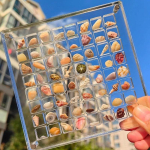Akr&uuml;&uuml;l Kestade Vitriinkarp Magnetitega Vastupidav Merit&auml;htede Nipsasjade Hoiukarp Helme K&uuml;&uuml;nelaki Ehte jaoks 36 Grid beige