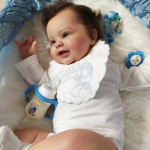 BZDOLL 60 cm 3D-v&auml;rviga nahk, pehme silikoonist uuestis&uuml;ndinud beebi t&uuml;drukule Realistlik printsess v&auml;ikelapse kunstinukk veresoonte veenide riietusega Bebe