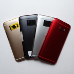 Uus metallist materjalist korpuse tagumine uks HTC M10 tagumisele akule koos helitugevuse nuppude toitenupuga + kaamera objektiiv punane h&otilde;be