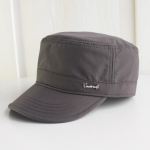 2023. aasta t&auml;iskasvanutele m&otilde;eldud suvine lame p&auml;ikesem&uuml;ts isa &otilde;ues, vaba aja veetmiseks istmega m&uuml;ts, mees, suured kinnised pesapallim&uuml;tsid, 58 cm 60 cm 58cm