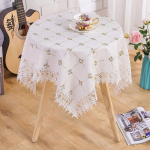 P&otilde;hjamaade linane laudlina pitsist tutiga laudlina &otilde;likindel diivanilaualina Lihtne ja kerge luksuslik laudlina 60*60