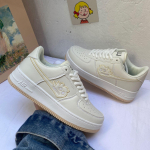 Summer Ins Monster White Kingad Paksu p&otilde;hjaga kingad Mood Spordilauajalatsid 39