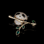 Peen elegantne armas bambusest lehest panda pross, stiilne miniloomade rinnan&otilde;elad kampsun m&uuml;ts M&auml;rgid riided aksessuaarid kingitused