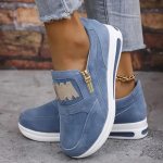 2025. aasta kuldsete aktsentidega naiste helesinised vabaajaspordijalatsid 42