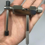 Jalgratta maastikuratta ketil&otilde;ikur ketieemaldaja ketieemaldaja keti eemaldamise ja paigaldamise t&ouml;&ouml;riist remondit&ouml;&ouml;riist h&otilde;be