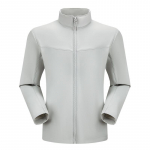 Kevadised ja s&uuml;gisesed softshell-riided, linna vaba aeg &otilde;ues, samasoolise paari tormijooksujakk, tuulekindel vabaaja m&auml;gironimisjakk S