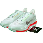Nike Pegasus Premium Jooksukingad Oderroheline/M&uuml;ndiroheline HQ2592-301 Meeste suurus EU 43 m&uuml;ndi/roheline