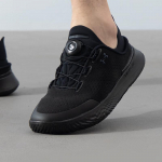 Under Armour neutraalsed k&otilde;ikhooajalised treeningjalatsid US 4.5 (Men)