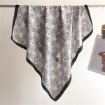 Siidist kandiline sall naistele prinditud peapael Satiinist lint Luksuslik m&auml;hisr&auml;tikud Hagijahammas randme pear&auml;t Kaelar&auml;tik Juuksepaelad