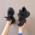 Platvormkingad Naiste hingavad kerged naiste spordijalatsid 8 cm paksuse p&otilde;hjaga vabaaja tossud Zapatillas De Mujer 35