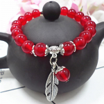 Kaltsedooni kristallist helmestega k&auml;ev&otilde;ru - K&auml;sitsi valmistatud ehted naistele ja paaridele Leaves carnelian v&auml;rvi