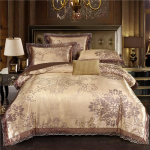 Euroopa Satiin Jacquard voodipesukomplekt - pitsiga &auml;&auml;ristatud, 4-osaline komplekt 2.2m Bed 4-Piece Set Quilt Cover 220*240