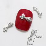 H&otilde;bedane vibu tsirkoon k&uuml;&uuml;nte aksessuaarid Shiny Diamond Acc Press-On Nail Decoration