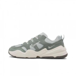Naiste Nike Wmns Tech Hera Mica Green DR9761-001 EU 36.5 hiire v&auml;rv/h&otilde;be