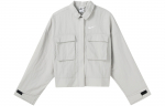 Nike Sportswear Essentials L&uuml;hikesed Mantlid Naistele Lubjakivi Valge Rev&auml;&auml;r M&otilde;&otilde;dukas DM6244-012 L