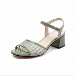 Suvised s&otilde;naklambriga keskmise kontsaga naiste sandaalid paksu kontsaga pluss suuruses naiste kingad k&otilde;ikidele riietele sobivad nahast v&otilde;rksandaalid naistele 40 roheline