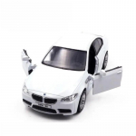 1/36 BMW M5 sedaan m&auml;nguauto mudel lastele RMZ City diecast sulamist metallist miniatuur tagasit&otilde;mbamisega kollektsioon kingitus poistele lapsele