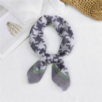 Puuvillane ja linane v&auml;ike kandiline sall siidist sall Naiste kevadine ja s&uuml;gisene uus stiil Kunstiline ja mitmek&uuml;lgne moodne temperamendiga peav&otilde;ru sall 58*58cm