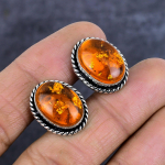 Balti merevaigust ja v&auml;&auml;riskivist k&auml;sitsi valmistatud 925 h&otilde;bedast mansetin&ouml;&ouml;bid l7y30