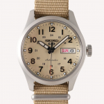 Seiko 5 Sports Field seeria (36,4 mm) Mehaaniline meeste KELL SRPJ83K1 beež