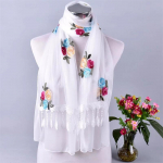 Uus &otilde;&otilde;nsa pitsiline sall Lilleline kolmnurkne loorist sall naistele peosall pulma pont&scaron;o stoles naiste peapaela m&auml;hised