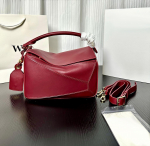 Luo Jia haute couture versioon uus ripats geomeetriline kott pusle ebaregulaarne liitmine padjakott nahast kaasaskantav &otilde;lakott with words: 24*11*14cm veinipunane v&auml;rv