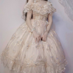 Lillejumal Flora Lolita kleit Tikitud lillega pulmakleit Imeilus ja armas JSK kleit L