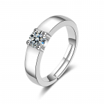 Uus nelja k&uuml;&uuml;nega simuleeritud moissanite teemants&otilde;rmus meestele ja naistele, 50-punktiline Crown Open Ring Opening adjustable