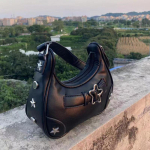 Moodne naiste &otilde;lakott Denim v&auml;ike k&auml;ekott Luksuslik disainer daami poolkuukujuline kott Trend kaenlaaluse hulkur kott Crossbody kotid 21.5x5.7x11cm sinine