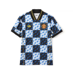 Adidas Originals Manchester United FW25 FC Lifestyler Logo V-kaelusega L&uuml;hikeste varrukatega Jalgpallis&auml;rk Meeste Topp JN2813 L